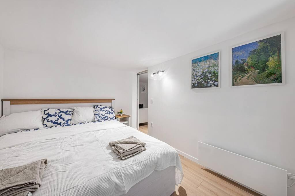 Apartament 2 Bedroom Large Kitchen Flat On M1 Metro *